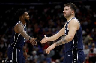 足发展的巨 足发展的巨